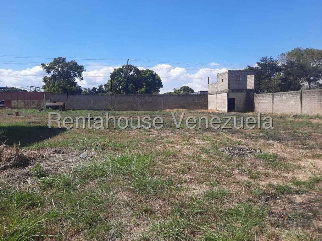 Terreno en Parroquia Tocuyito, Libertador - 1