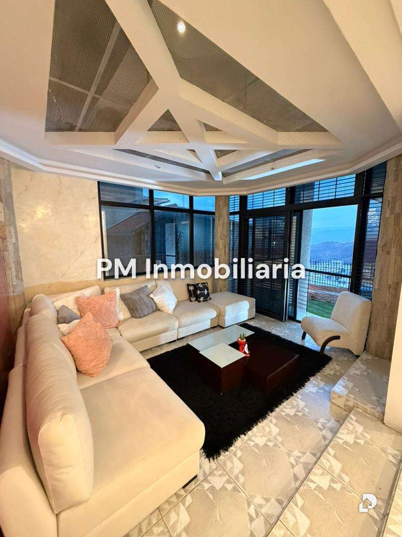 Casa en Vista Alegre, Caracas – 2