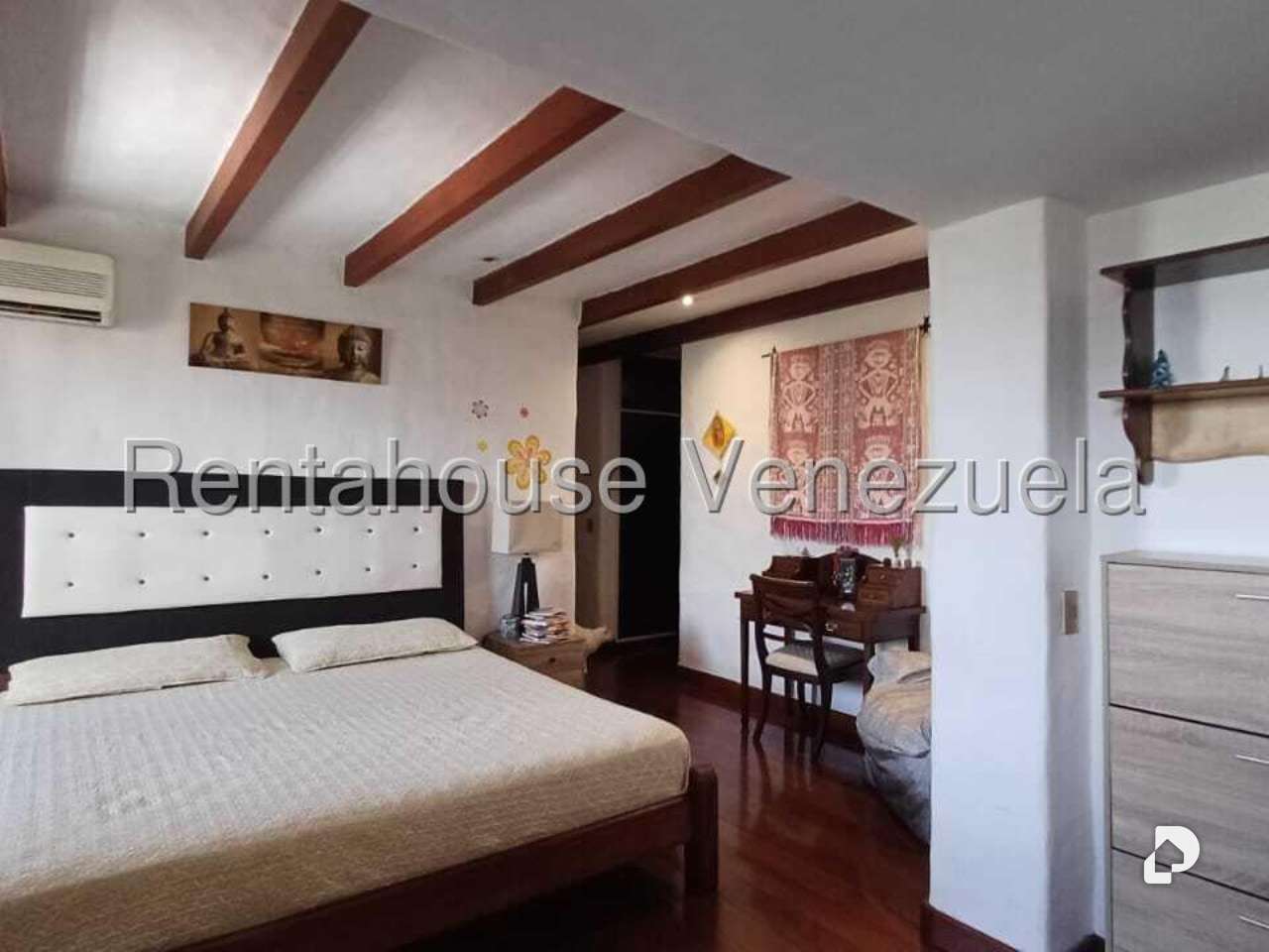 Apartamento en La Florida, Caracas – 16