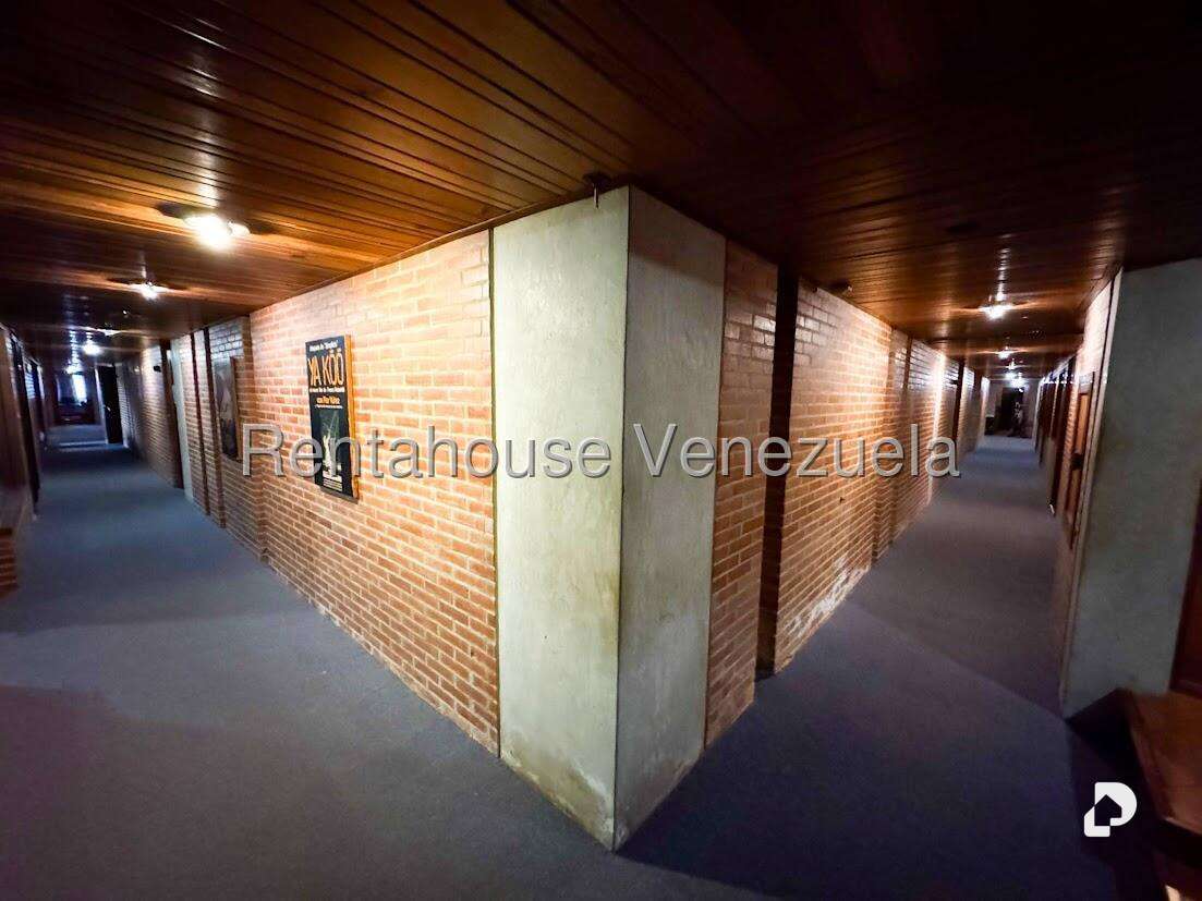 Galpón en Colinas de Bello Monte, Caracas – 4