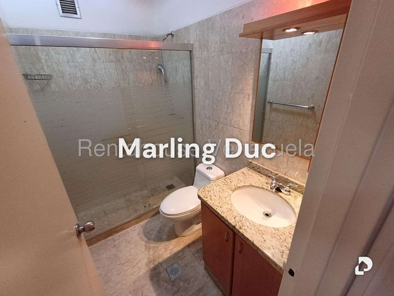 Apartamento en Campo Alegre, Caracas – 11