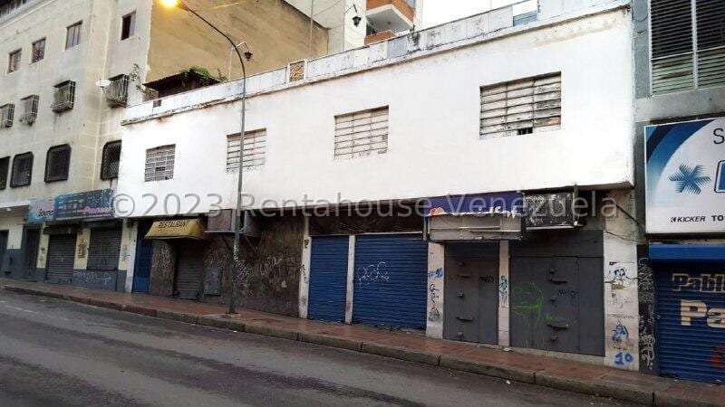Edificio en La Candelaria, Caracas - 1