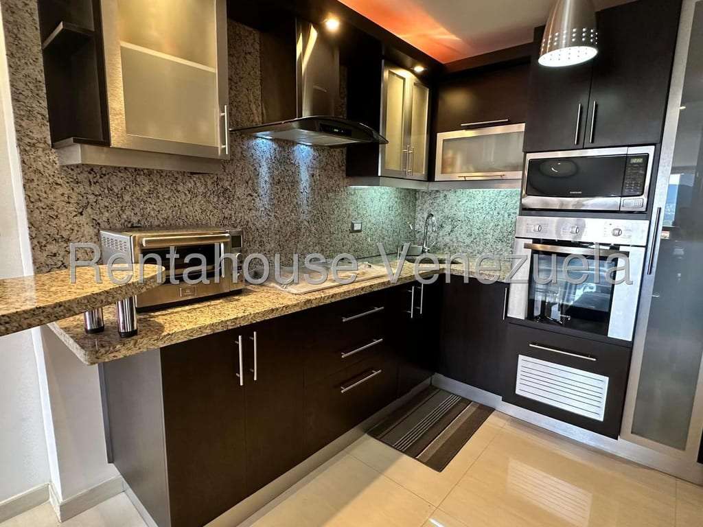 Apartamento en Colinas de La Tahona, Caracas