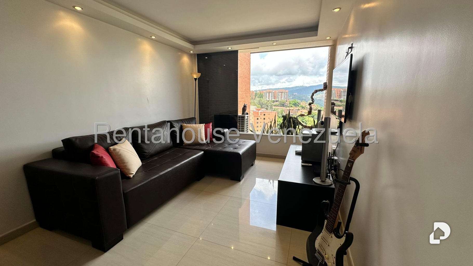 Apartamento en Colinas de La Tahona, Caracas – 1