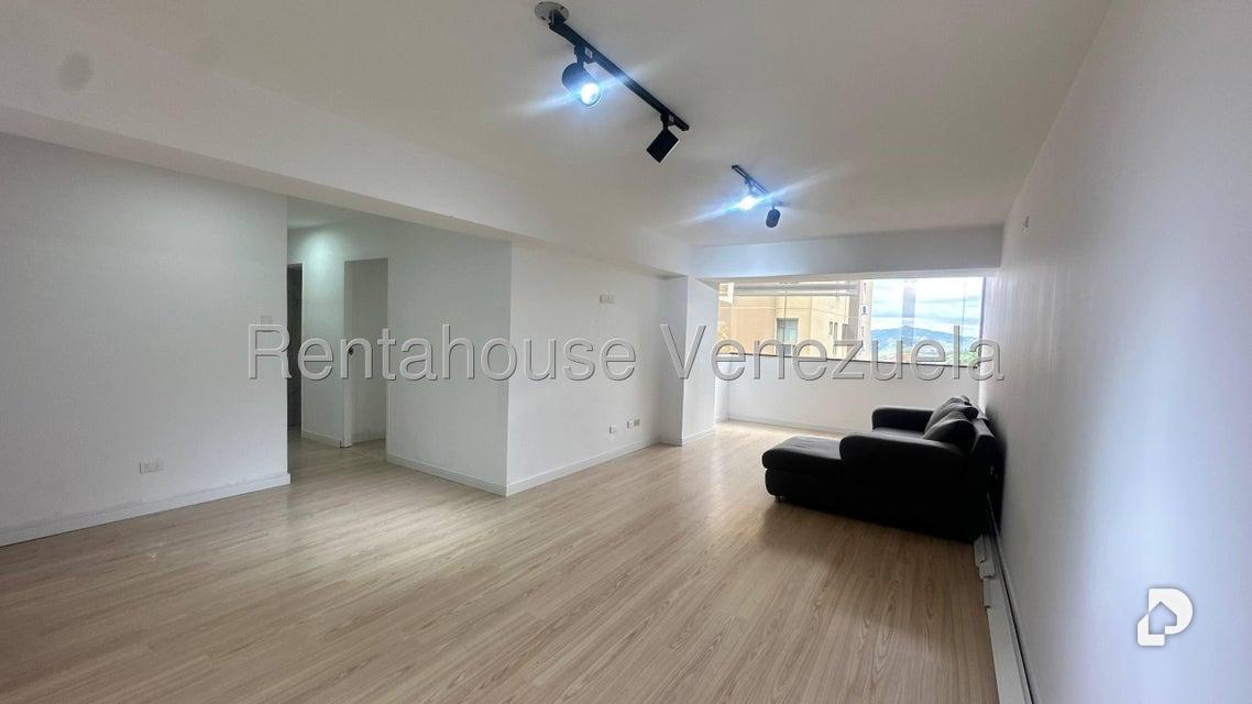 Apartamento en Los Naranjos (del Cafetal), Caracas – 2