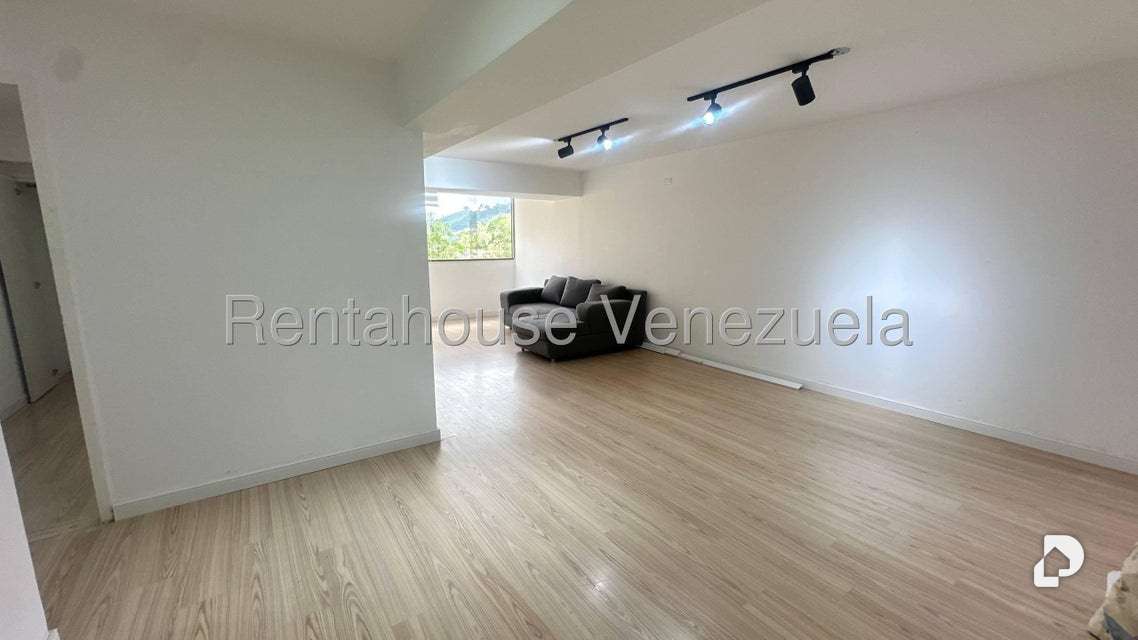 Apartamento en Los Naranjos (del Cafetal), Caracas – 3