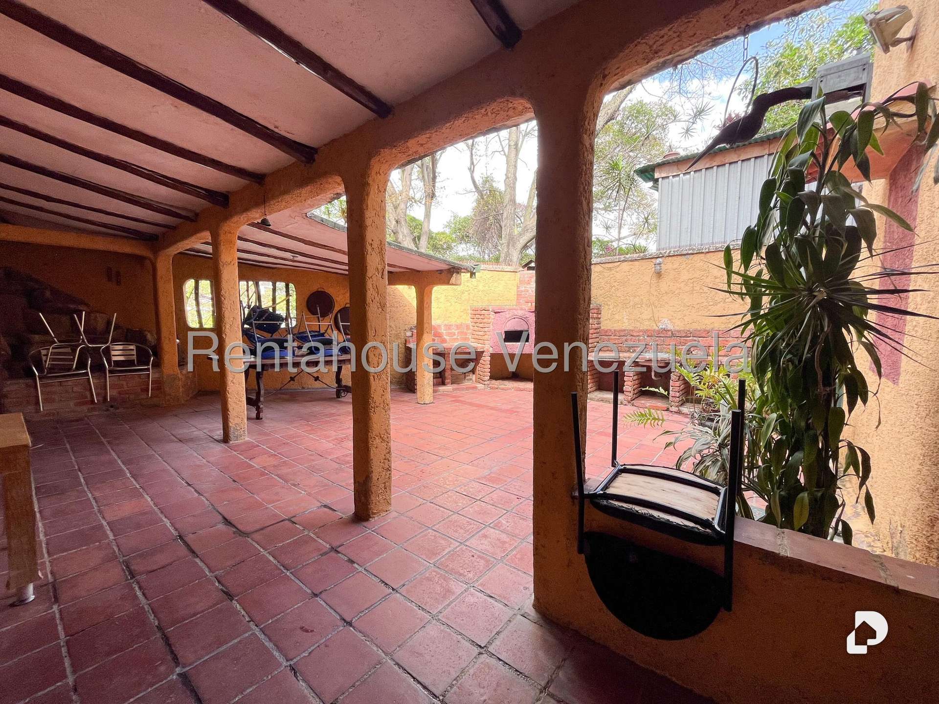Casa en Alta Florida, Caracas – 15