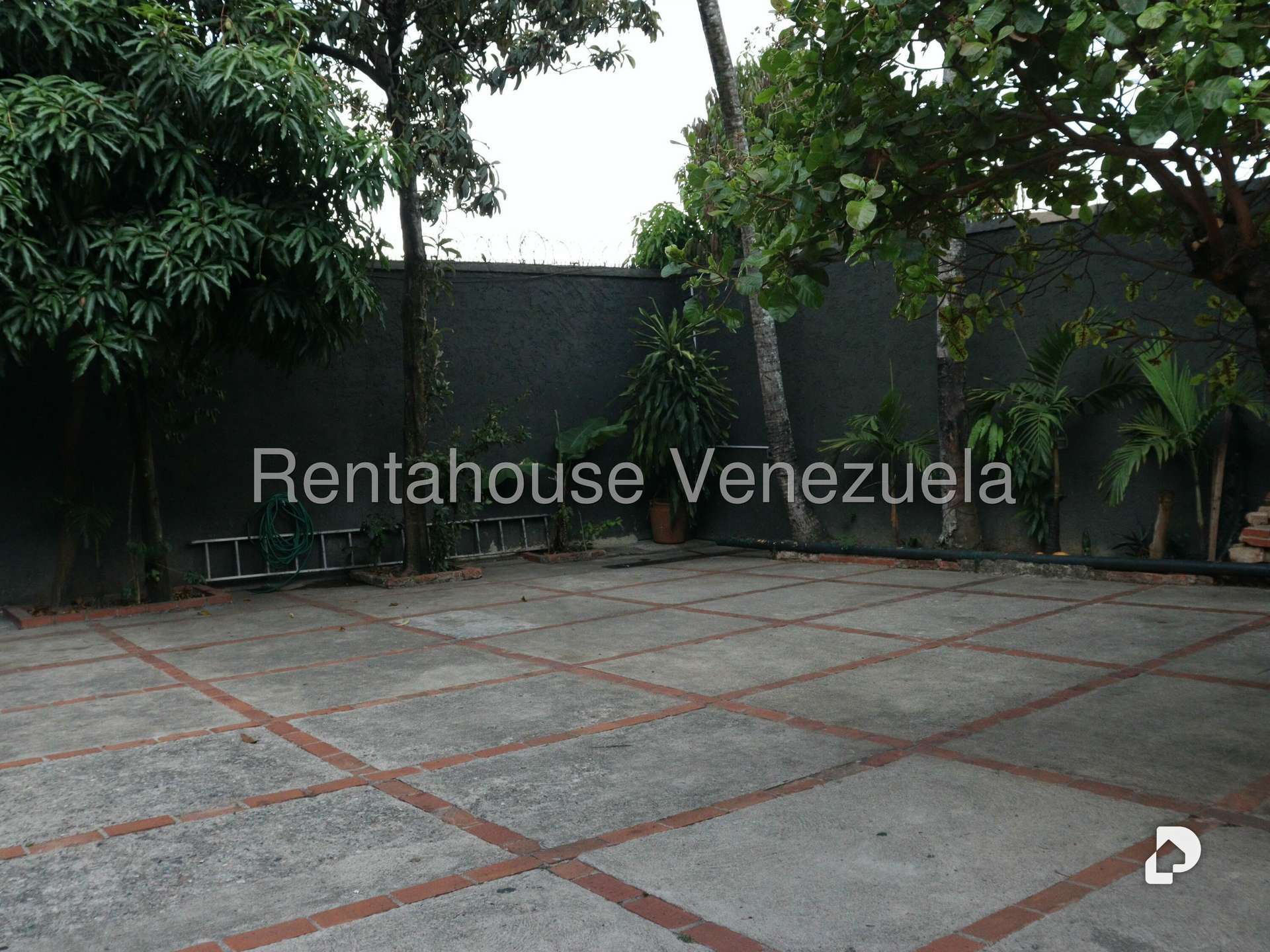 Casa en Alta Florida, Caracas – 16