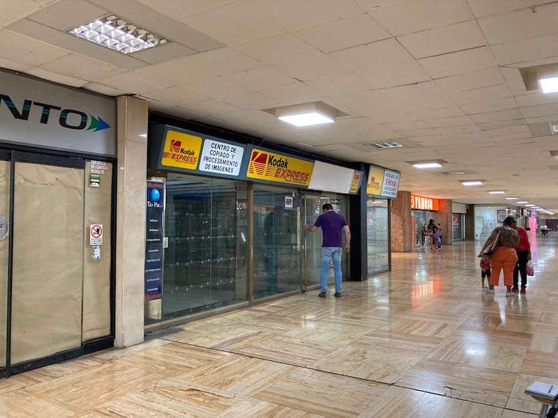 Local comercial en Prados del Este, Caracas - 1