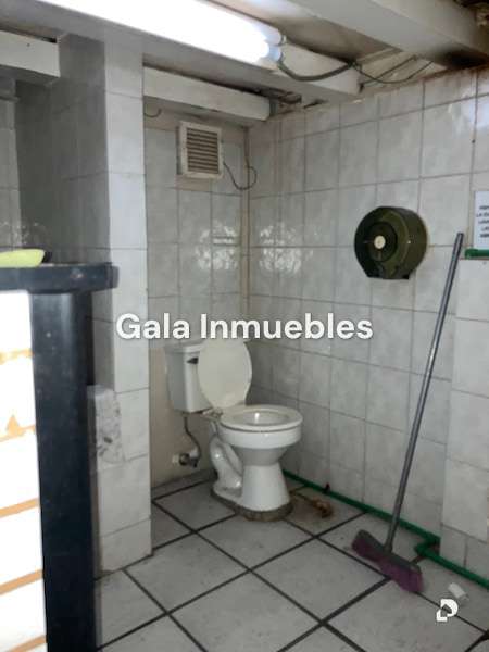 Local comercial en Prados del Este, Caracas – 12