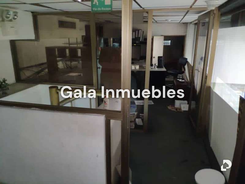 Local comercial en Prados del Este, Caracas – 11