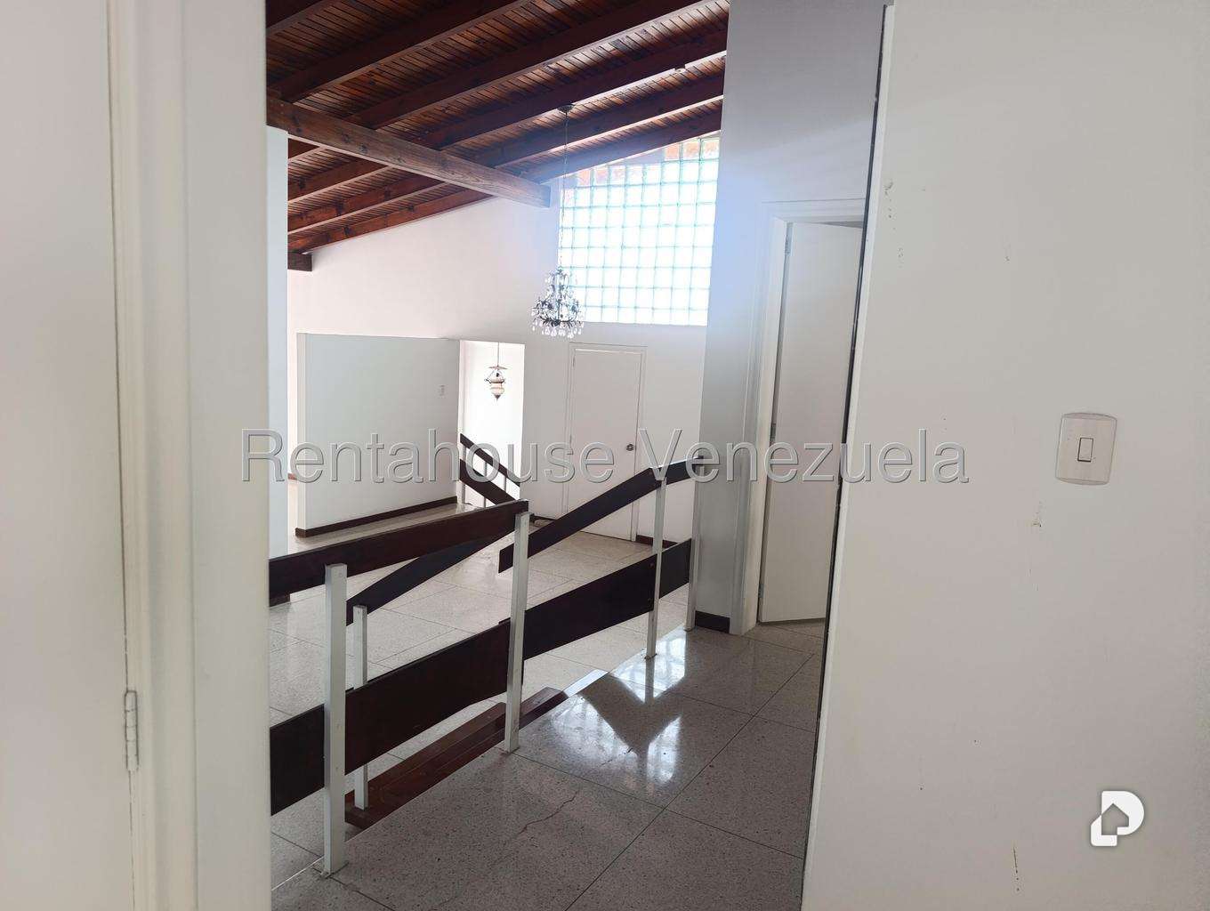 Casa en Prados del Este, Caracas – 31