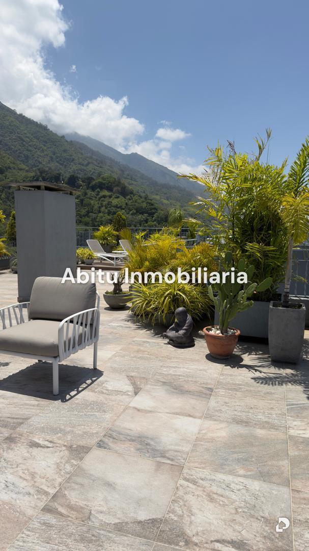 Apartamento en Altamira, Caracas – 2