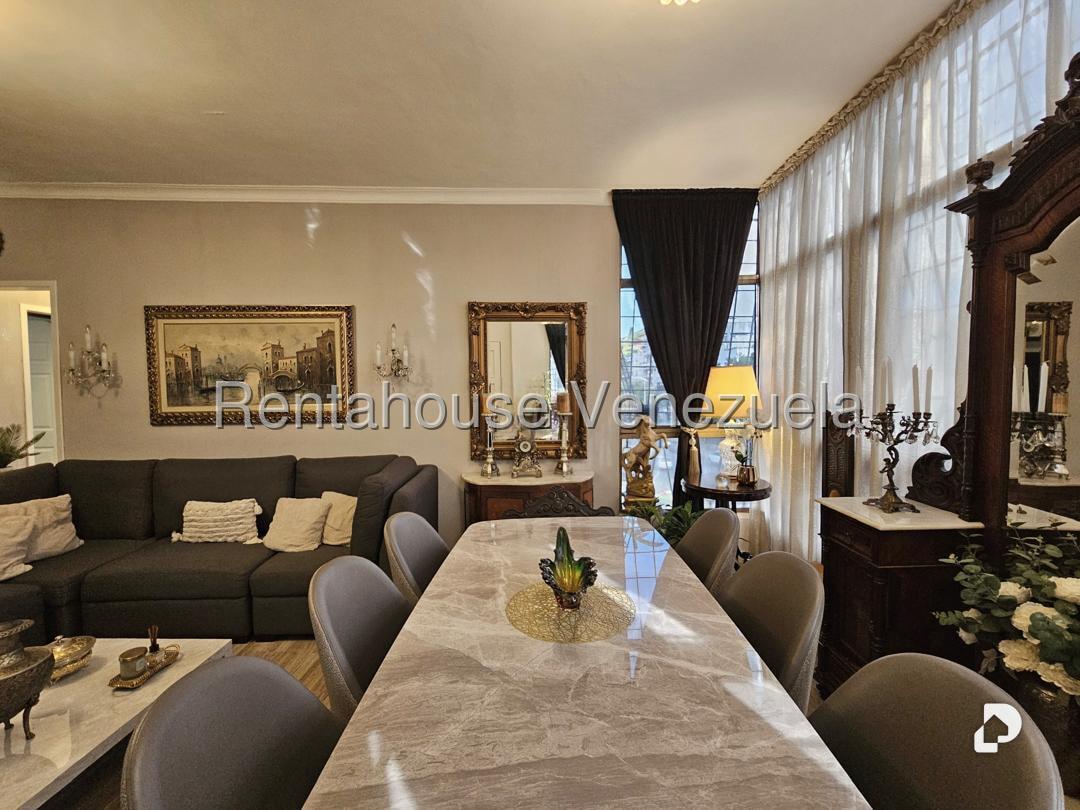Apartamento en Bello Monte, Caracas – 2