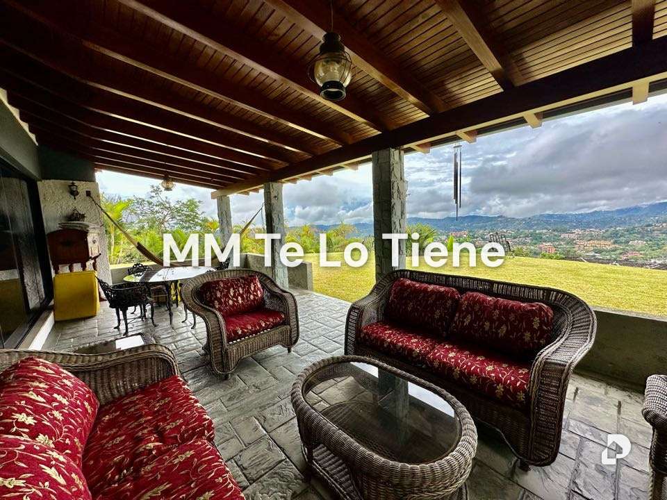 Casa en La Lagunita, Caracas – 11