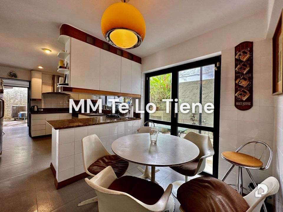 Casa en La Lagunita, Caracas – 12