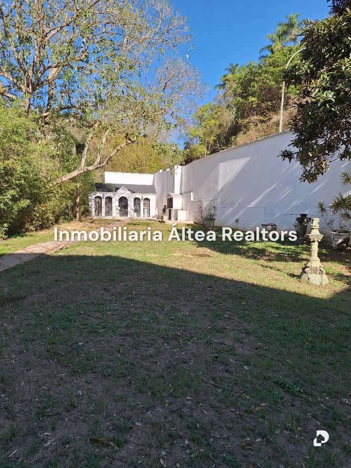 Casa en Colinas de Tamanaco, Caracas – 10