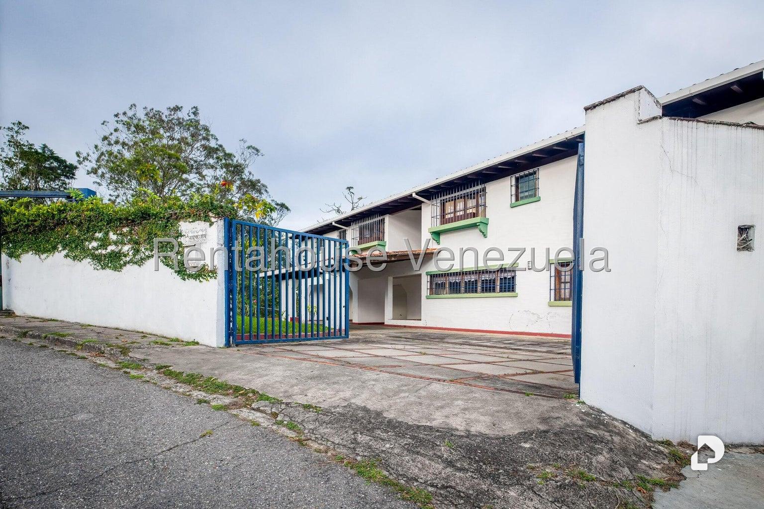 Casa en La Lagunita Country Club, Caracas – 2