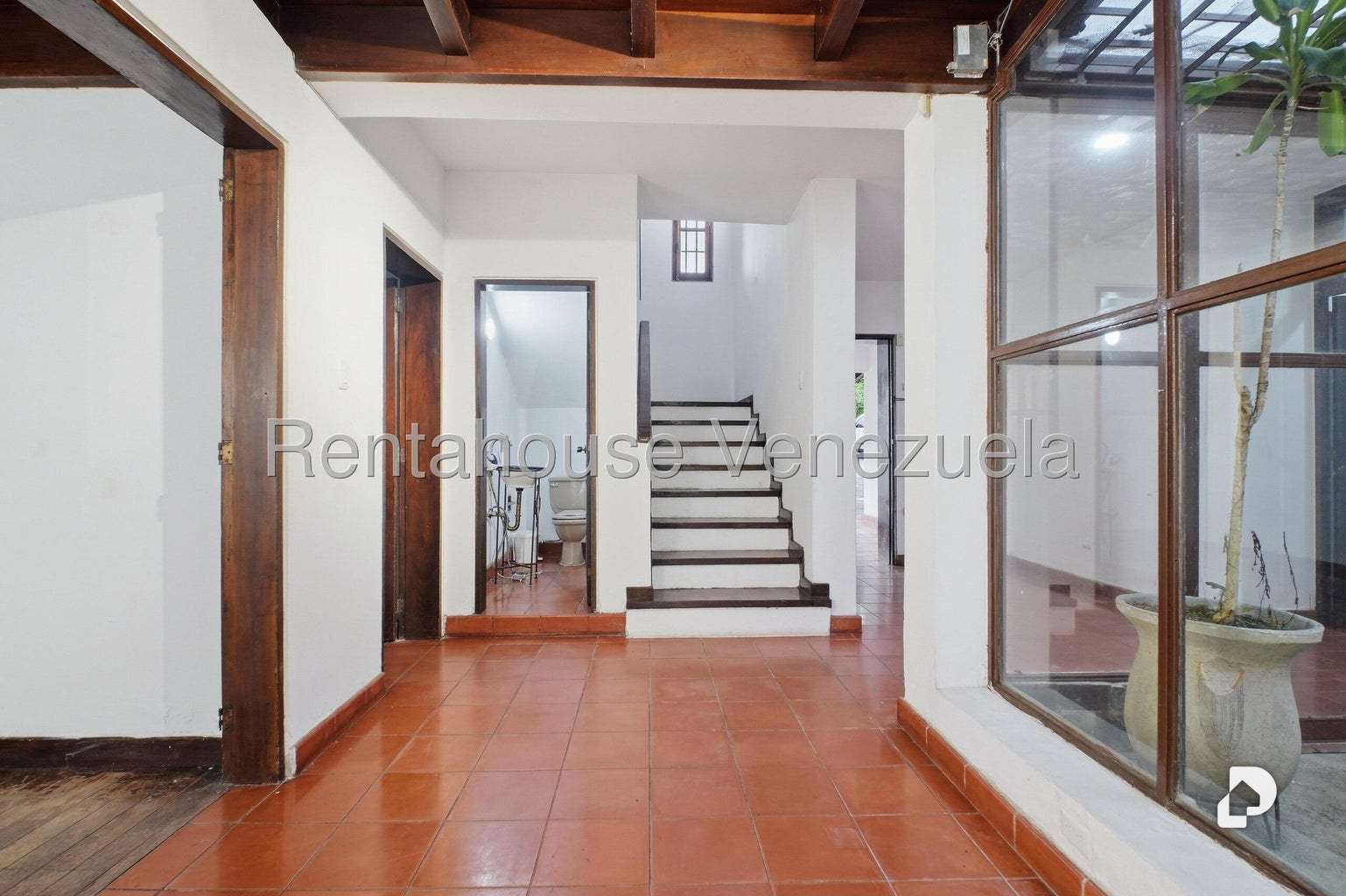 Casa en La Lagunita Country Club, Caracas – 8
