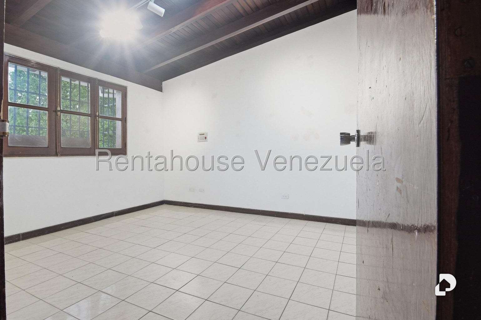 Casa en La Lagunita Country Club, Caracas – 25