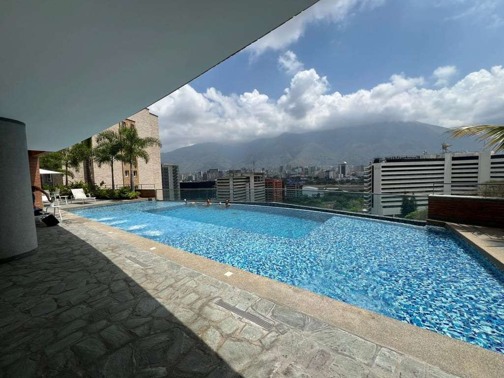 Apartamento en Lomas de Las Mercedes, Caracas - 1