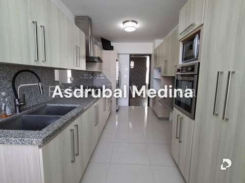 Apartamento en Los Palos Grandes, Caracas – 5