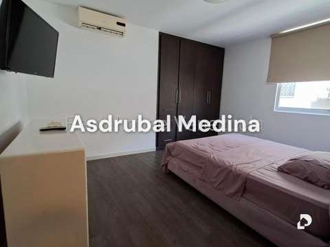 Apartamento en Los Palos Grandes, Caracas – 10