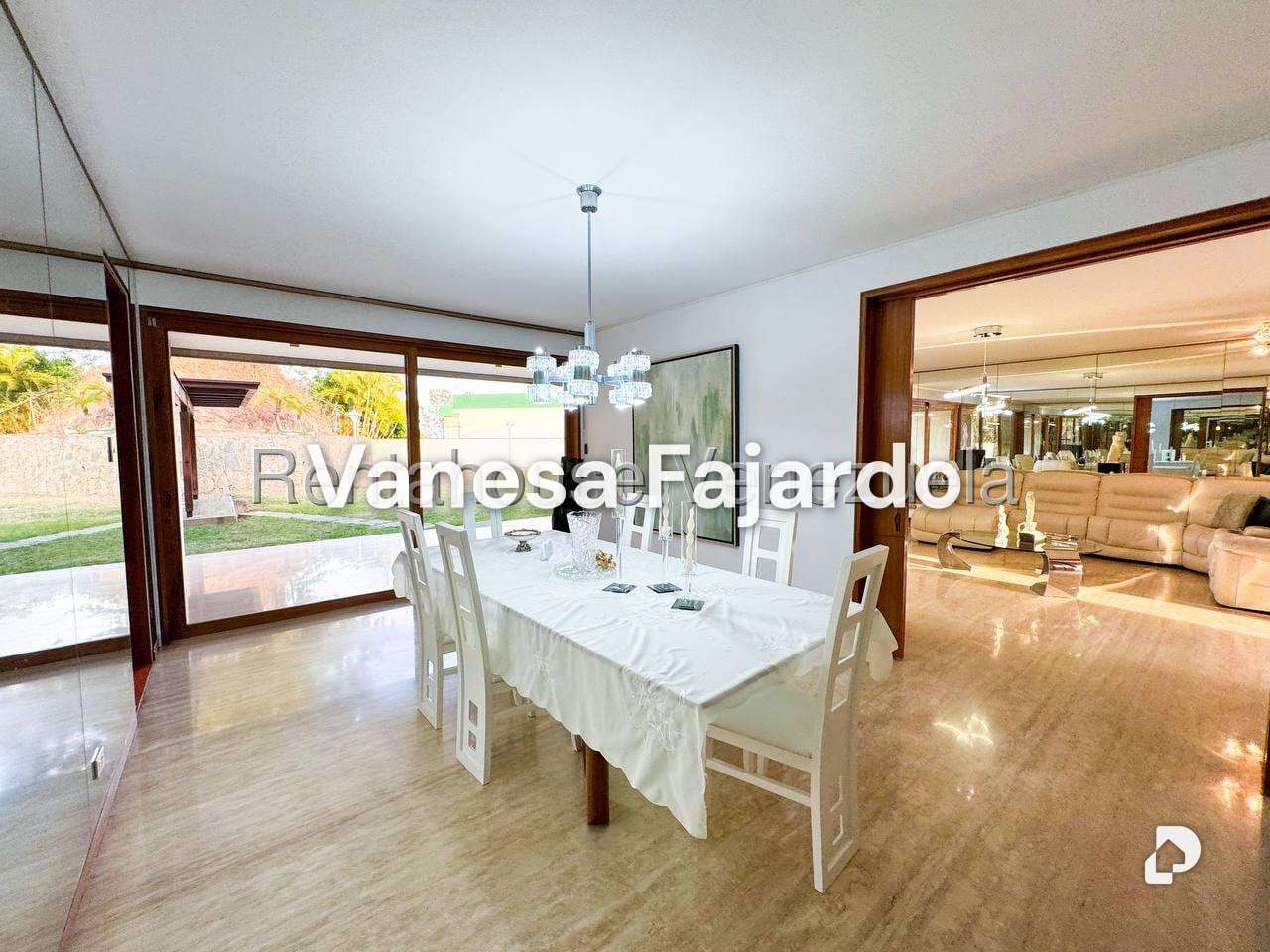 Casa en Los Naranjos (del Cafetal), Caracas – 8