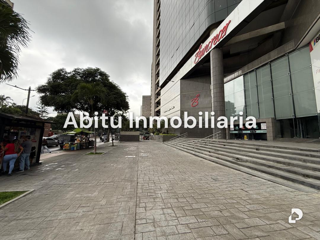 Local comercial en Los Palos Grandes, Caracas – 2