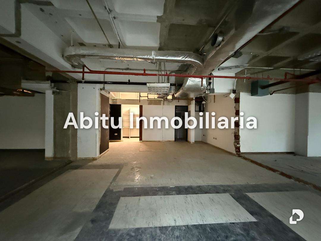 Local comercial en Los Palos Grandes, Caracas – 5