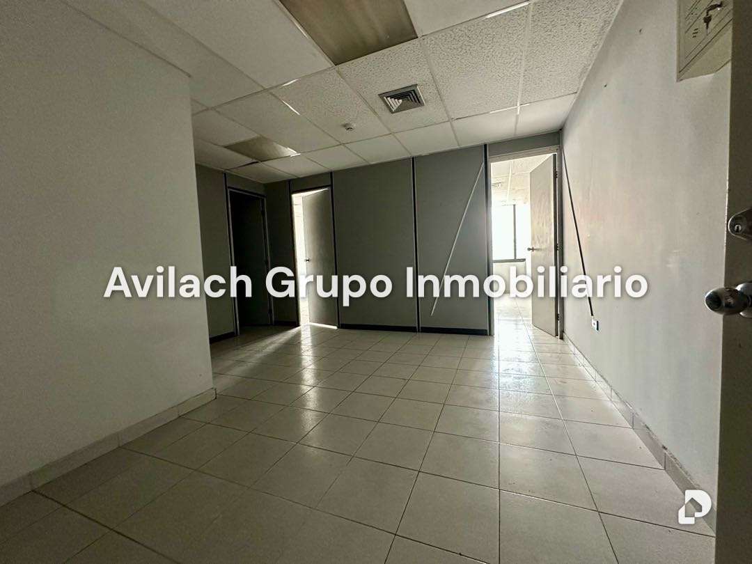 Oficina en Av. Bolívar Norte, Valencia – 3