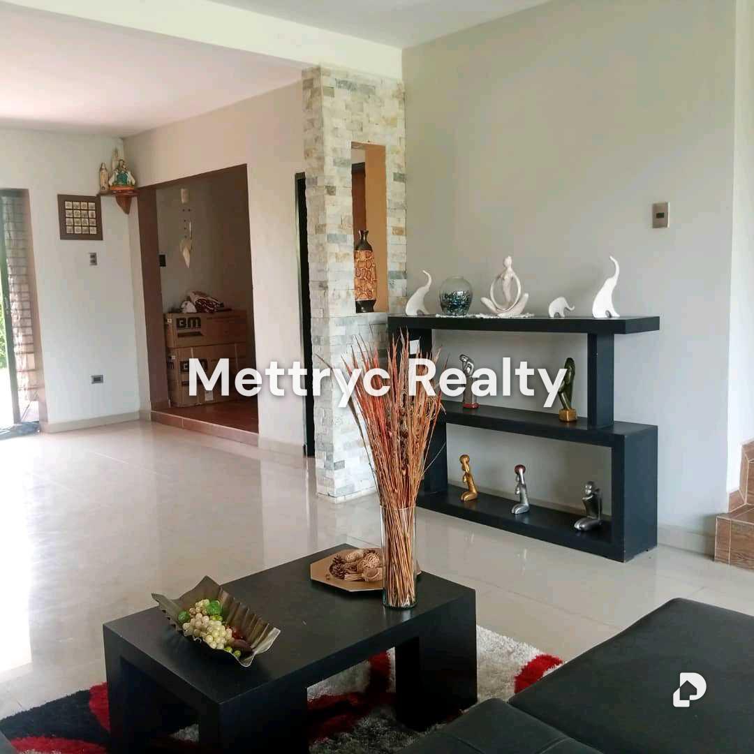 Casa en Safari Country Club, Valencia – 2