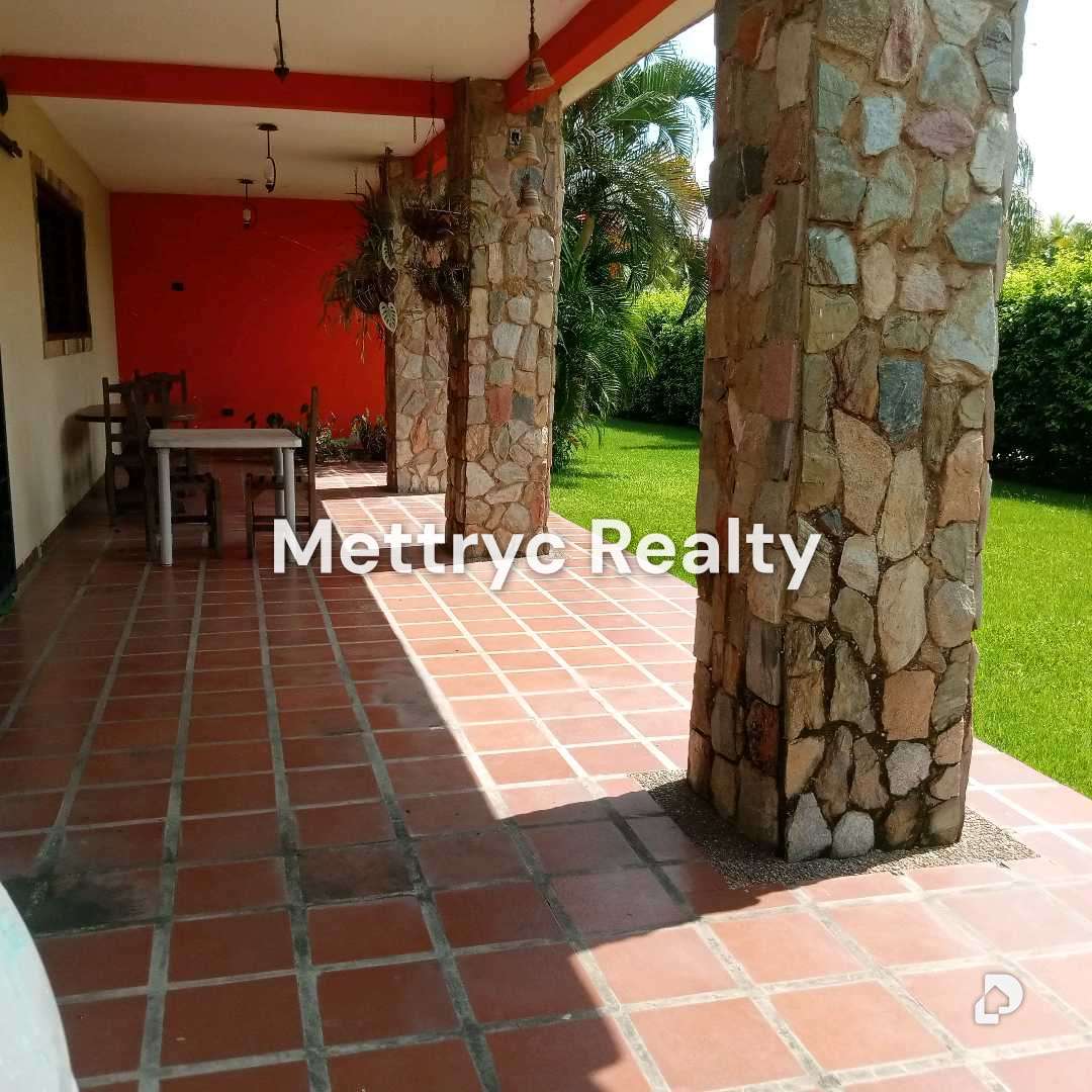 Casa en Safari Country Club, Valencia – 13