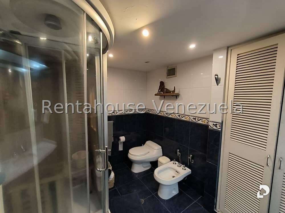 Apartamento en Altamira, Caracas – 11