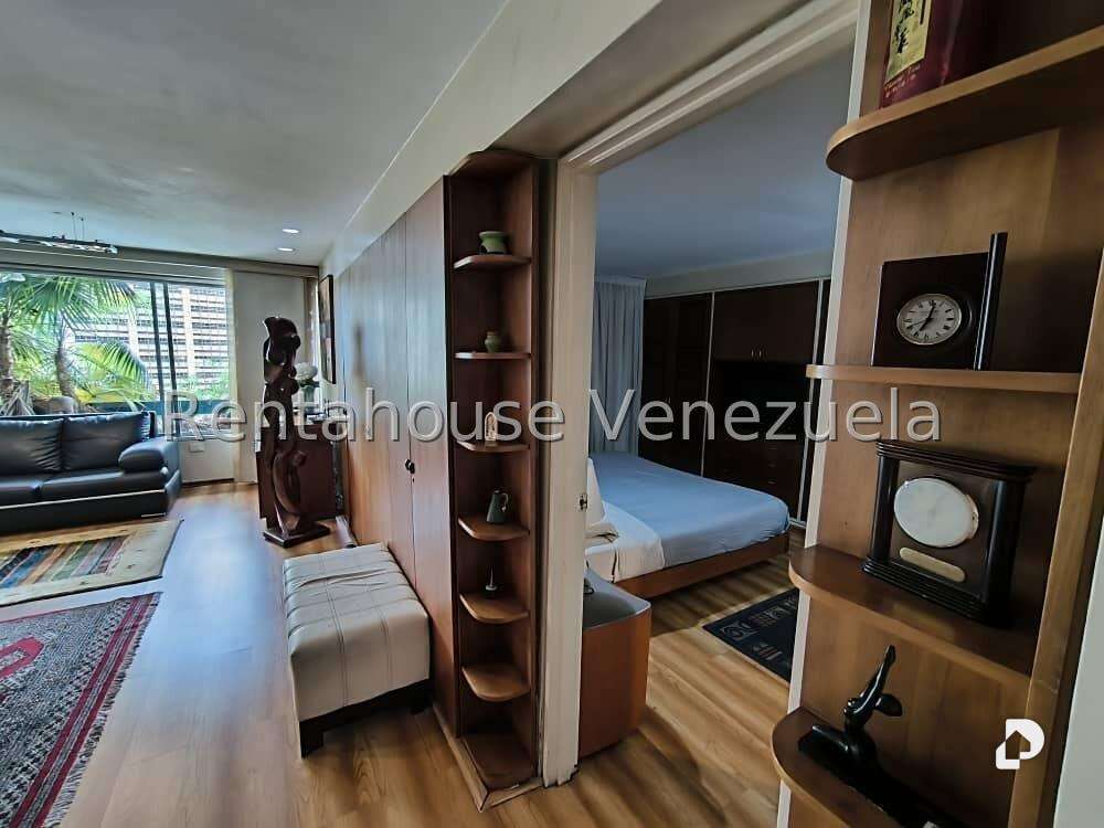 Apartamento en Altamira, Caracas – 14
