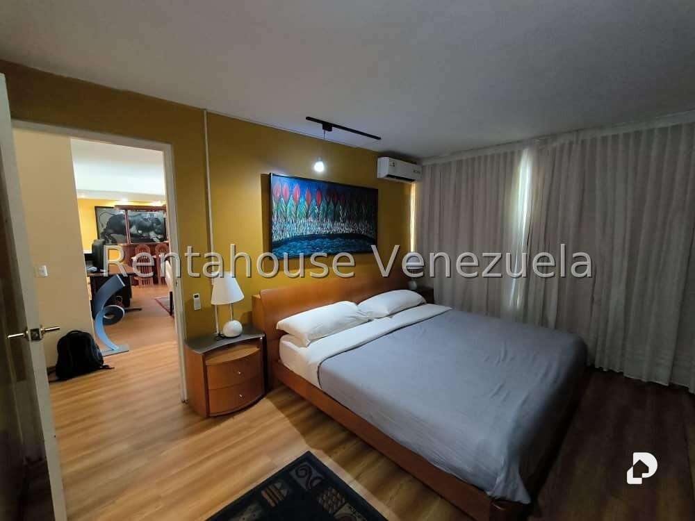 Apartamento en Altamira, Caracas – 12