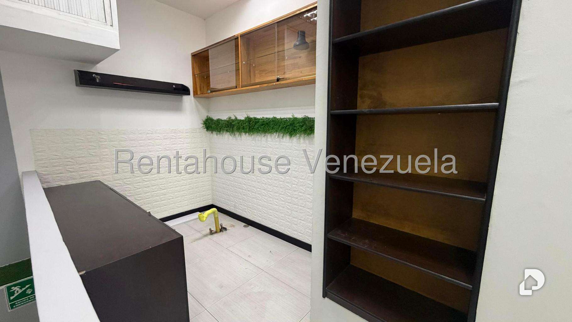 Local comercial en San Bernardino, Caracas – 32