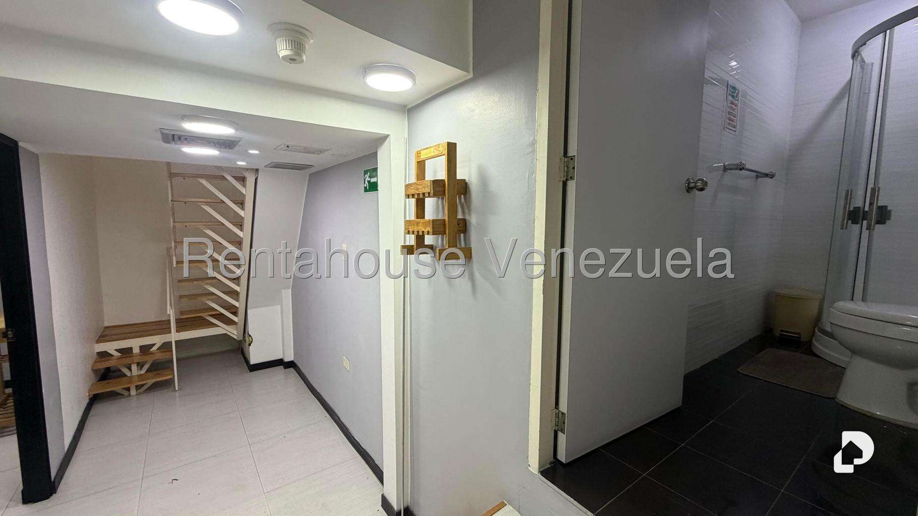 Local comercial en San Bernardino, Caracas – 39