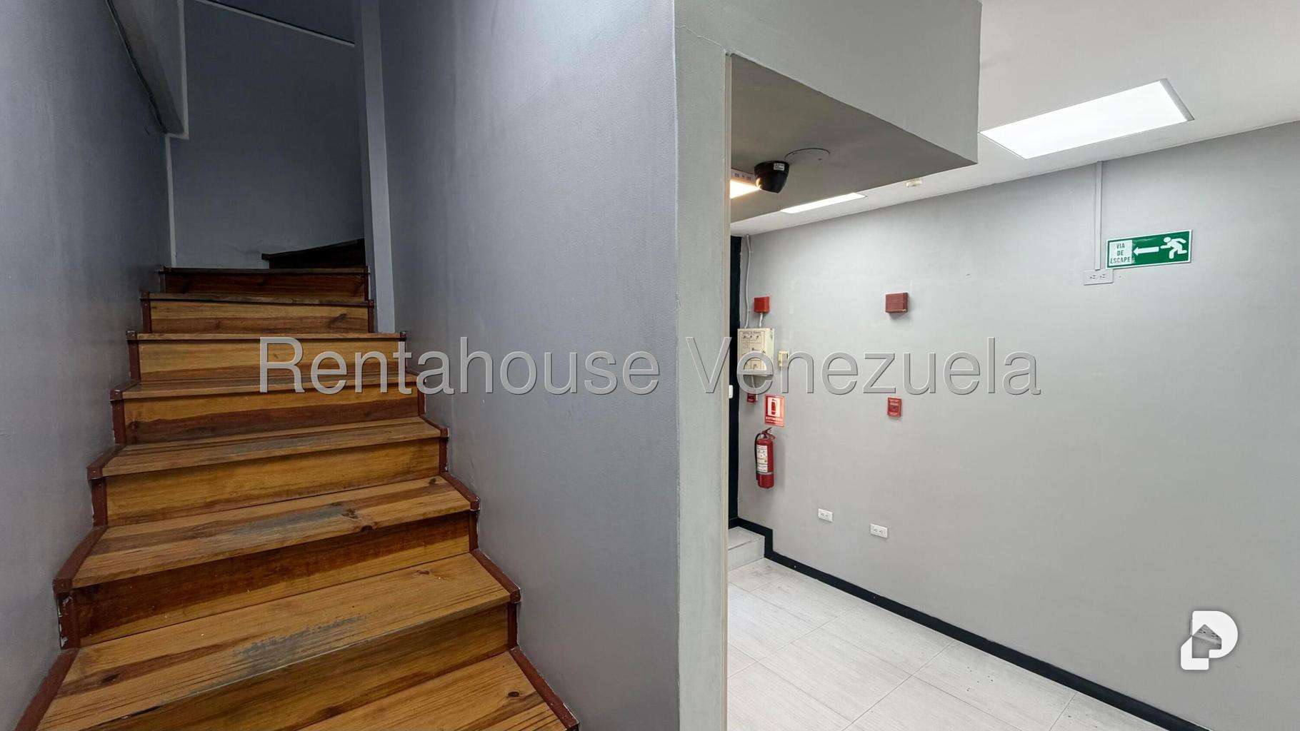 Local comercial en San Bernardino, Caracas – 18