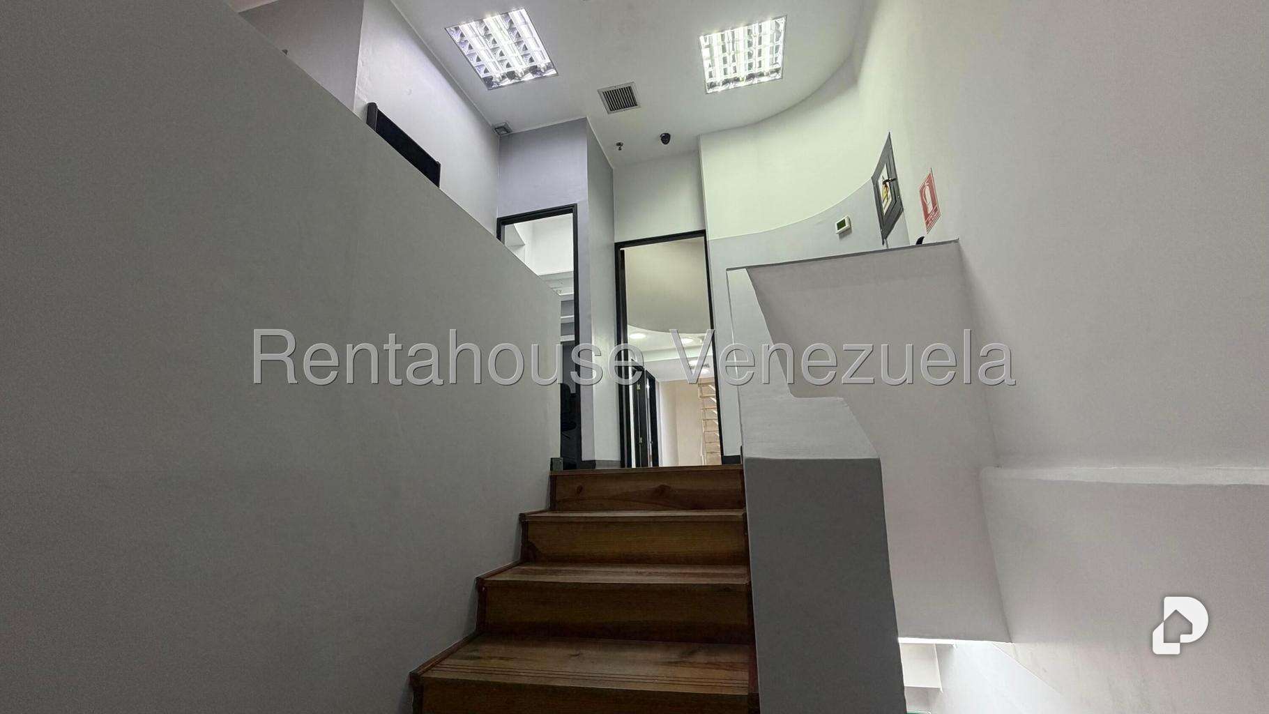 Local comercial en San Bernardino, Caracas – 19