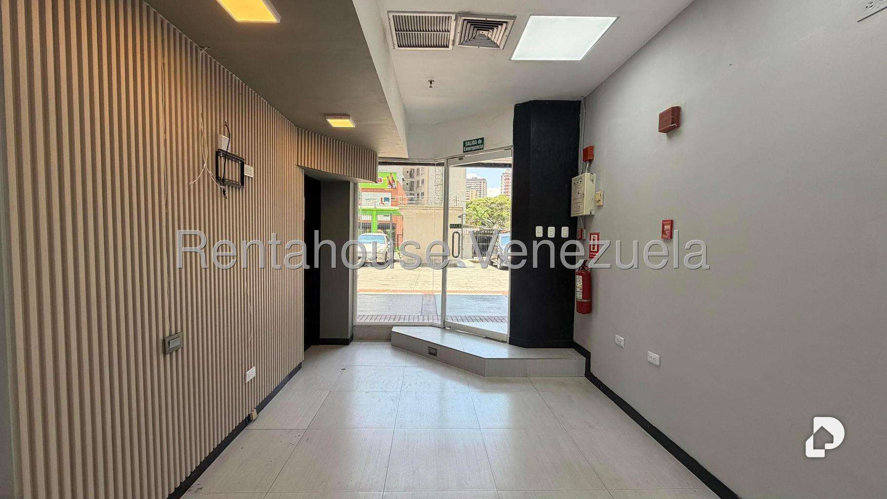 Local comercial en San Bernardino, Caracas – 13