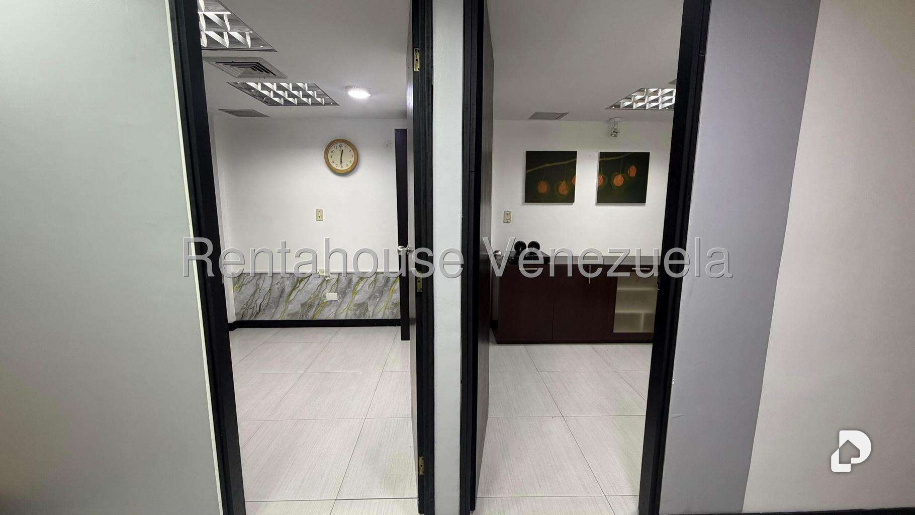 Local comercial en San Bernardino, Caracas – 42