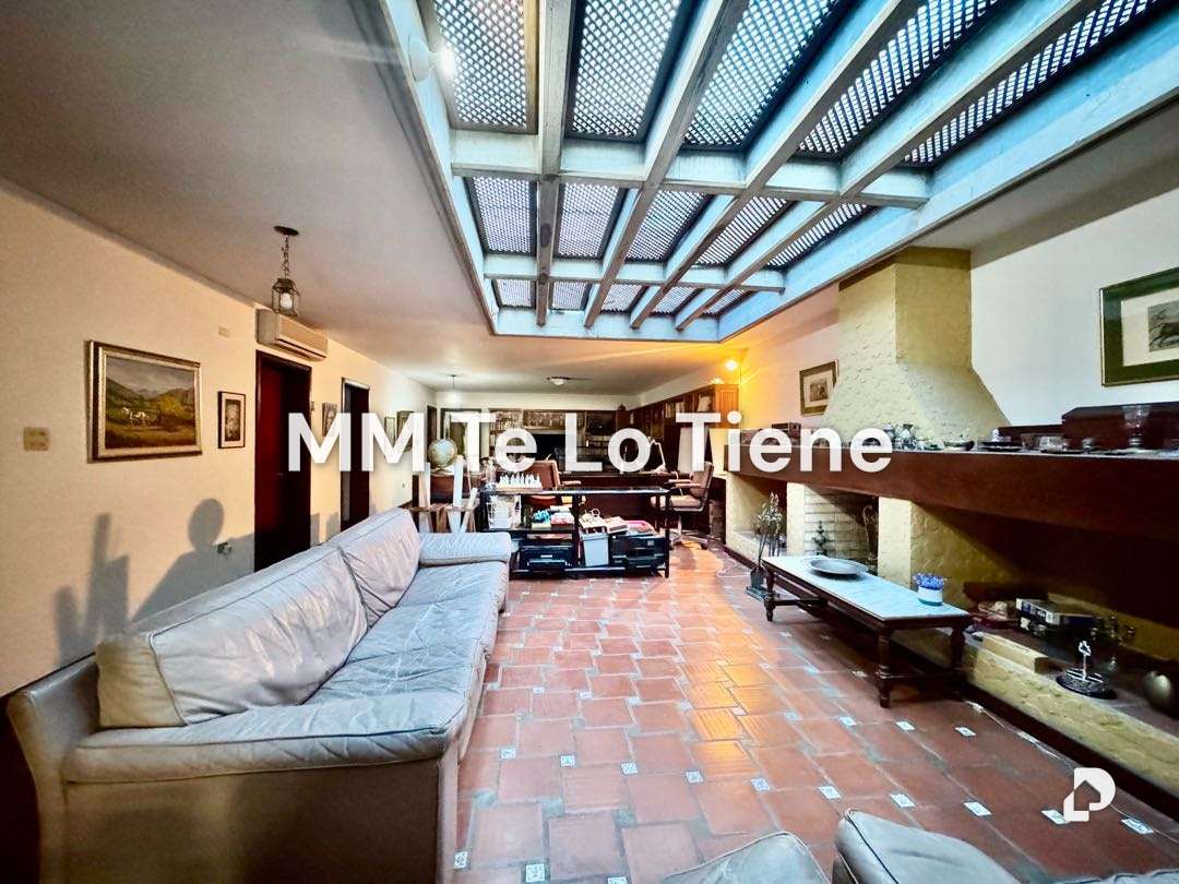 Casa en La Lagunita, Caracas – 23