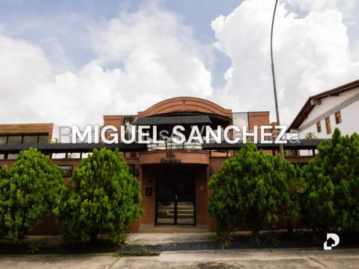 Casa en Lomas de La Laguntia, Caracas – 1