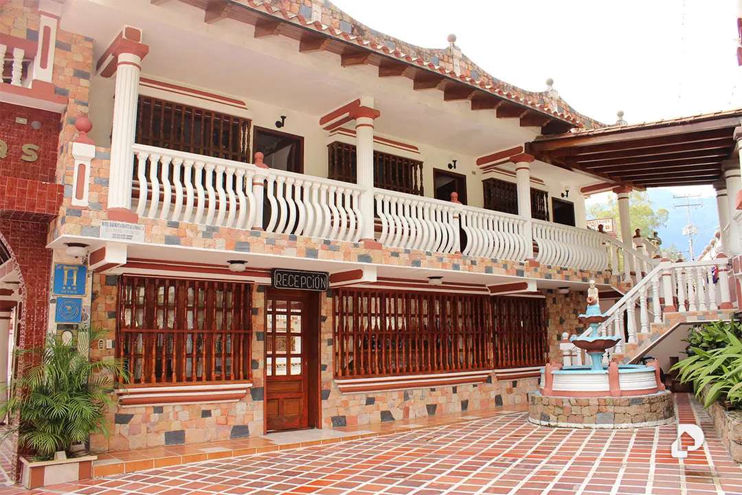 Edificio en Los Curos, Osuna Rodríguez – 12