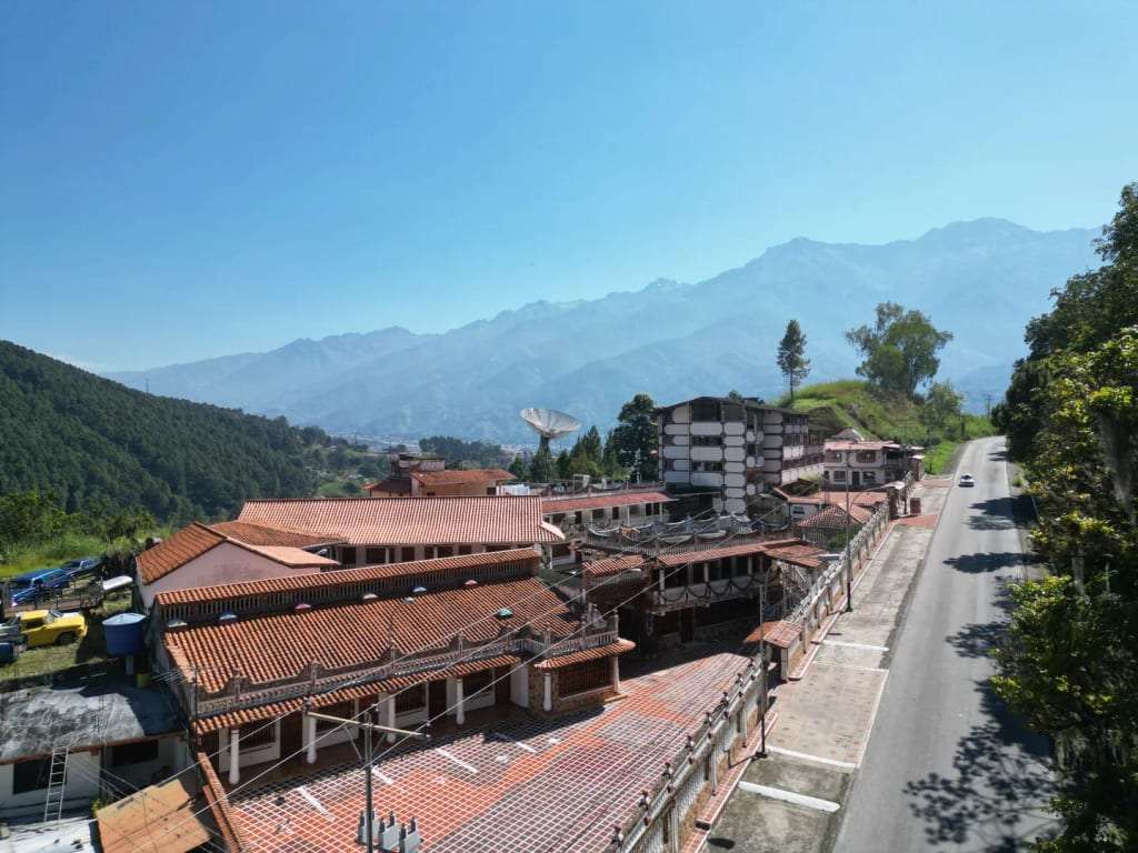 Edificio en Los Curos, Osuna Rodríguez - 1
