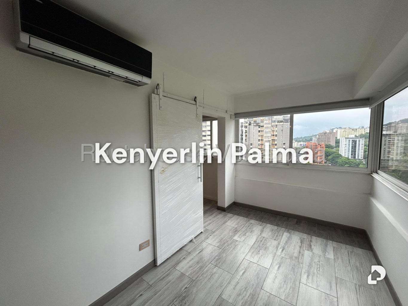 Apartamento en Santa Fe Sur, Caracas – 10