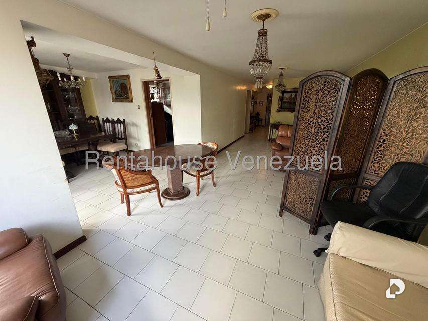 Apartamento en Chuao, Caracas – 2