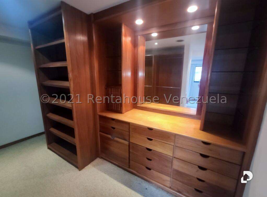 Apartamento en Campo Alegre, Caracas – 26