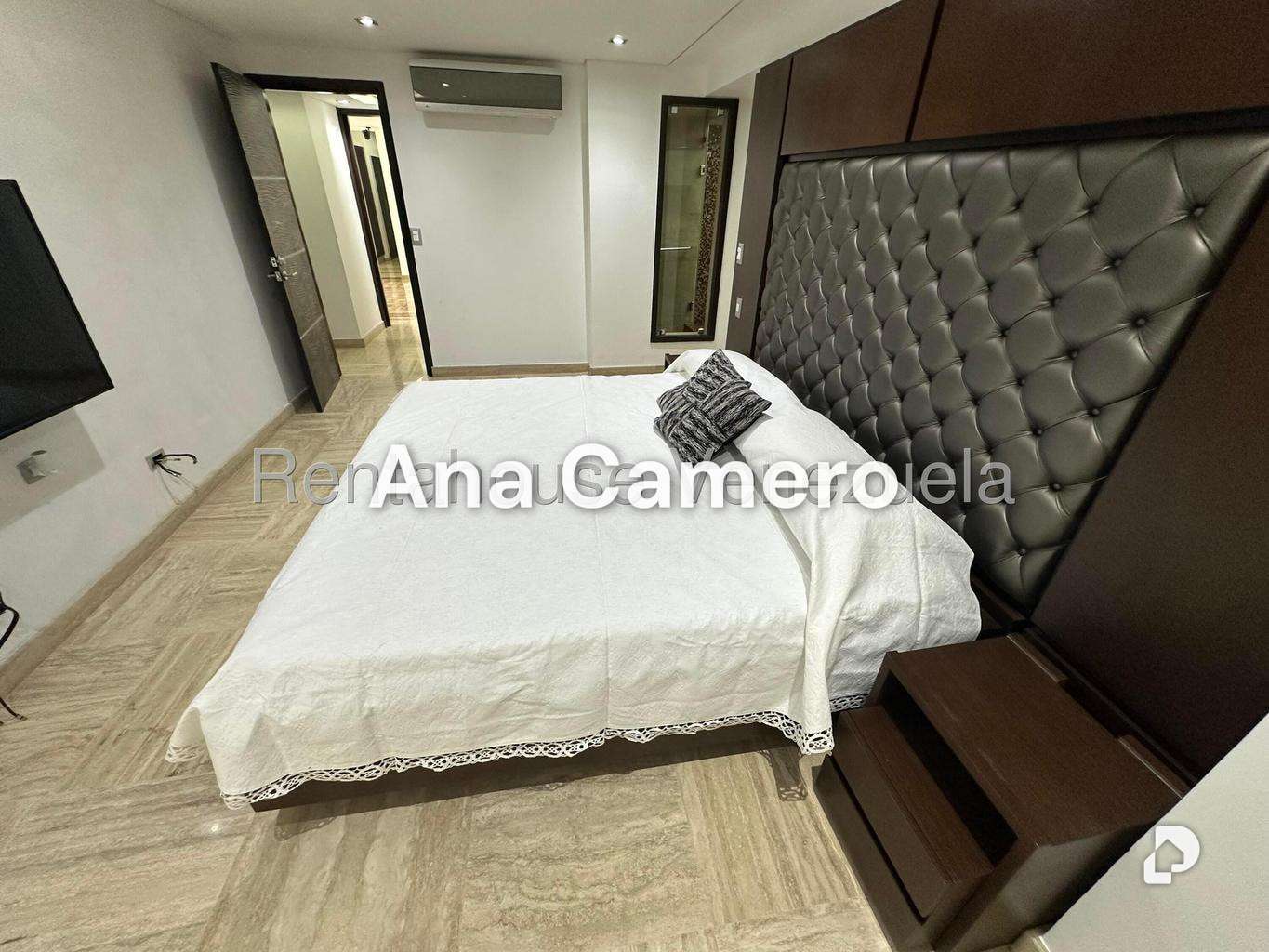 Apartamento en Las Mercedes, Caracas – 28